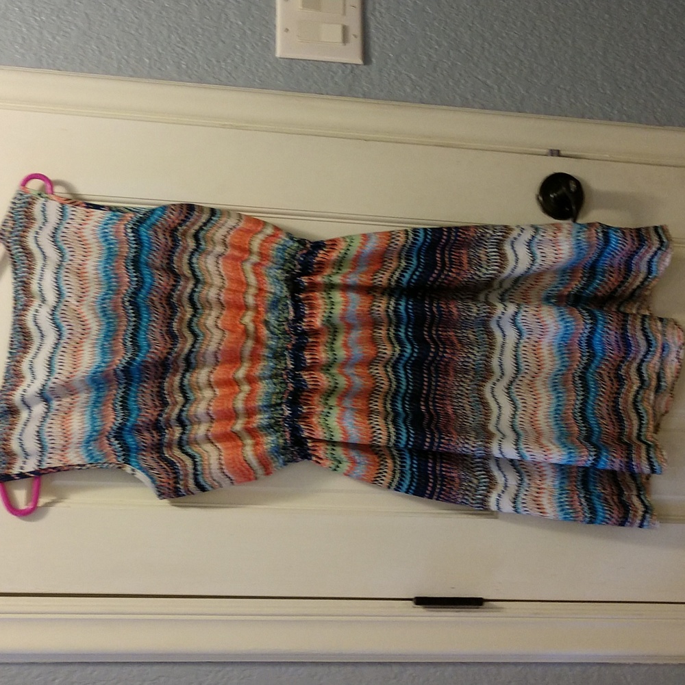 Dress - Picture 4 of 5